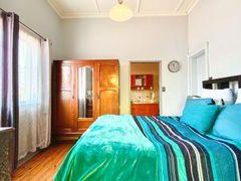 INVESTORS!!!The Famous Monkey Bar,double story, house with 21 Bachelor units on property. - Photo 6