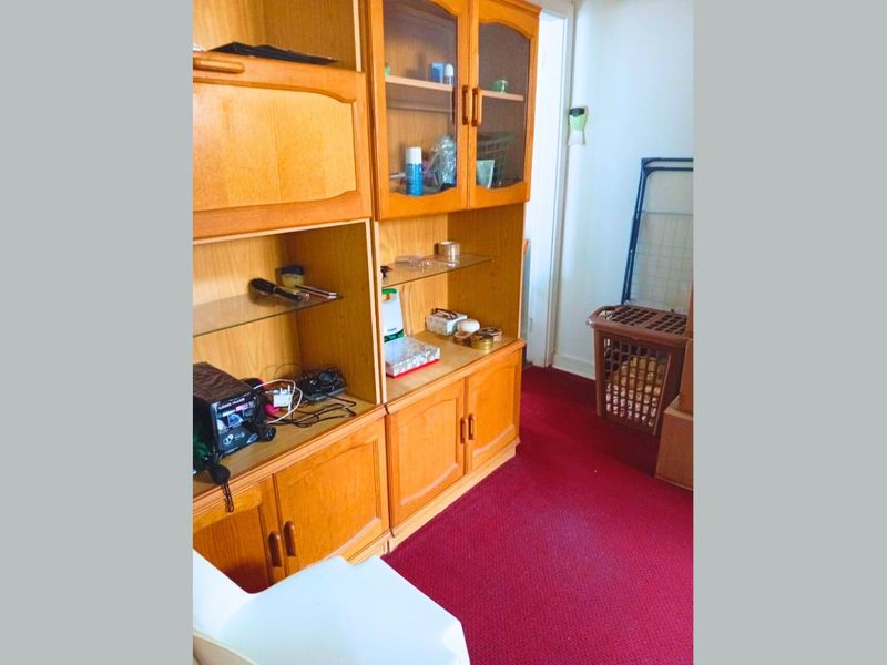 Well-Located, Priced-to-Sell Home with Income-Generating Granny Flat and Expansion Potential - Photo 6