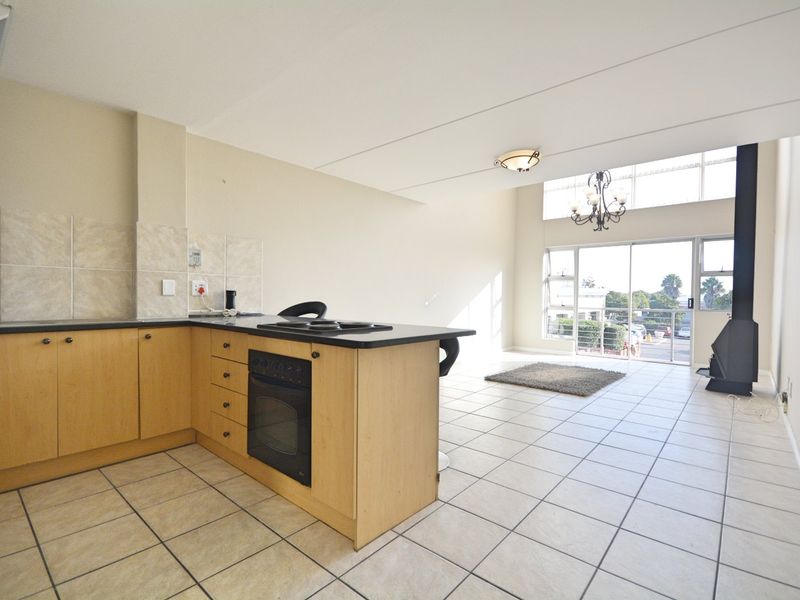 Newley renovated, One bedroom loft apartment - Photo 6