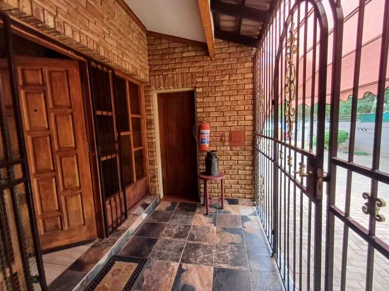 Modern Elegance in Irenepark, Klerksdorp - Photo 10