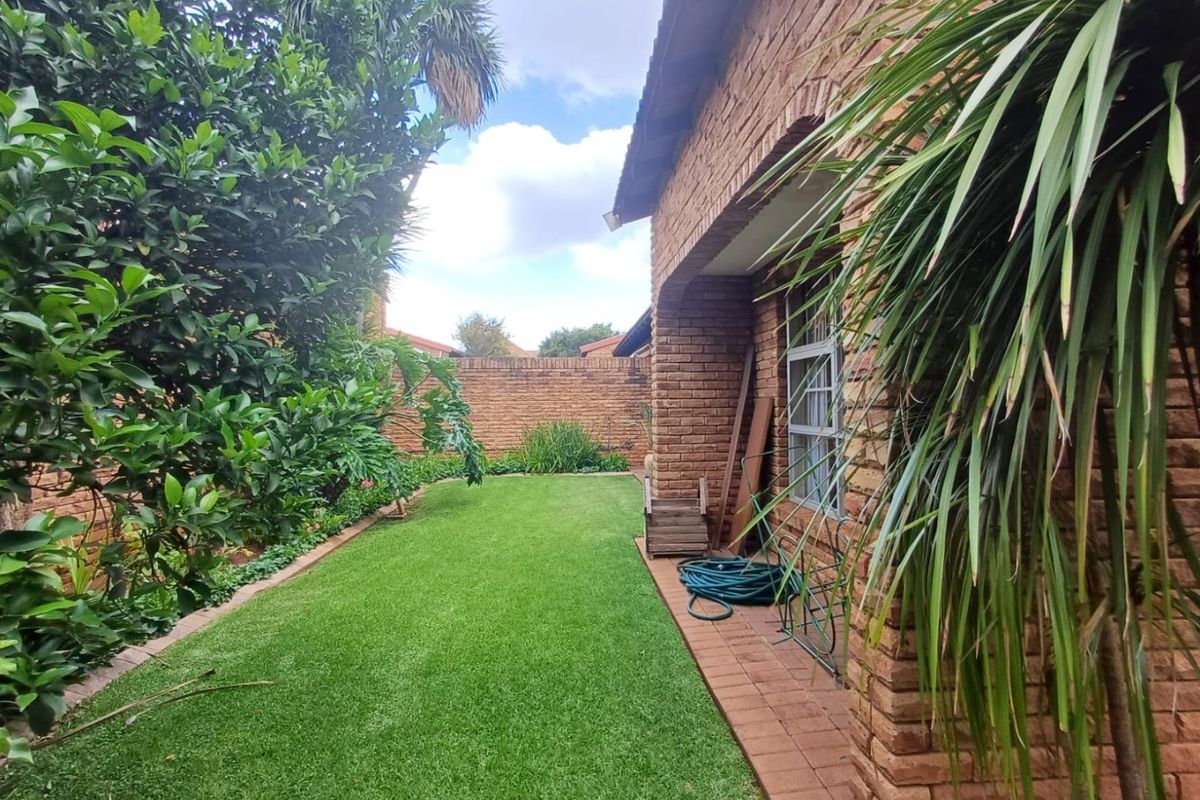 Modern Elegance in Irenepark, Klerksdorp - Photo 5