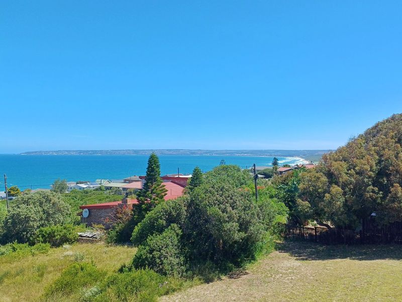 Coastal Family Home with Ocean Views - Photo 5