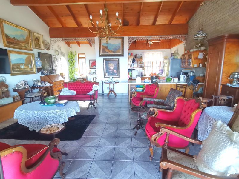 House with two flats, tandem garage with lift and garden with sea view.  - Photo 7