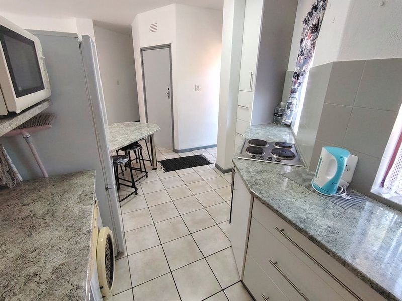 Piece of Heaven on the first floor, walking distance to the beach.  - Photo 10