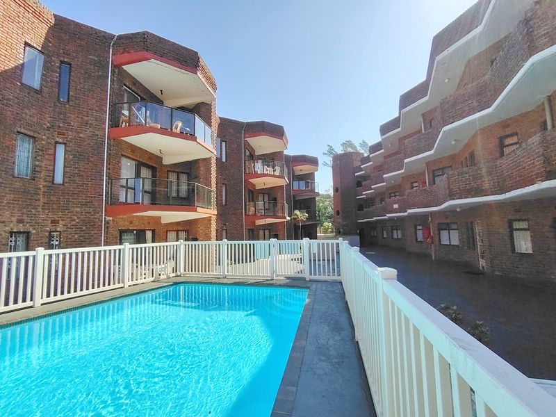 Piece of Heaven on the first floor, walking distance to the beach.  - Photo 3