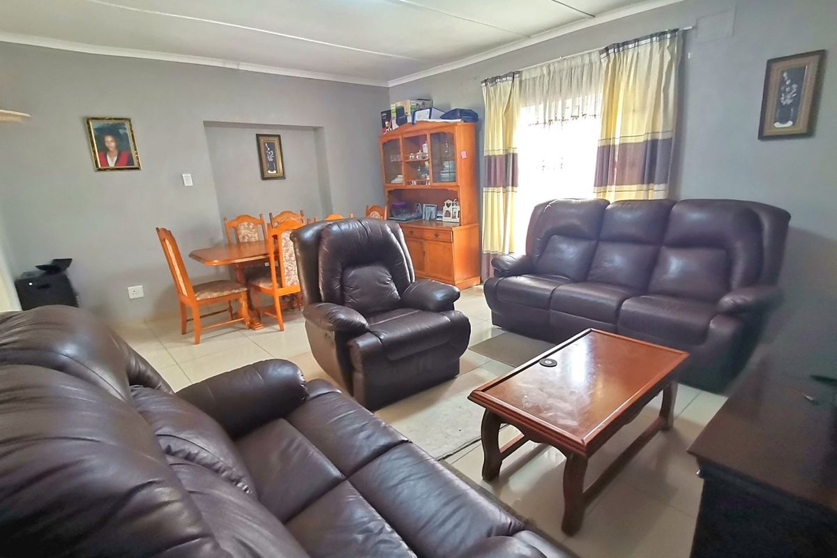 Massive garden with a lot of potential - Photo 4