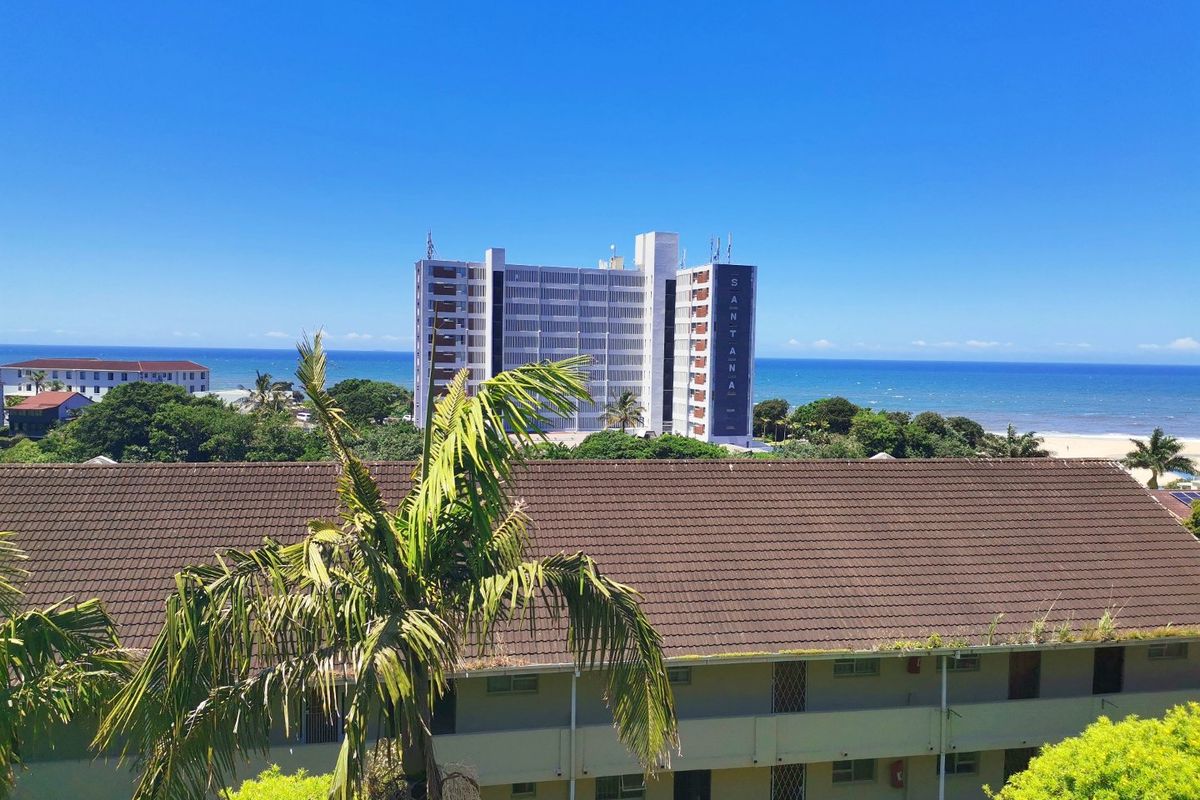 Park your vehicle and walk where you want to be.  - Photo 2