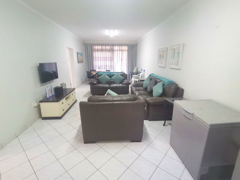 Direct access to the beach. Watch the sun rise every morning.  - Photo 8