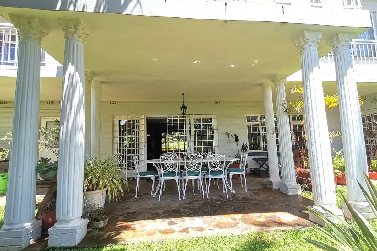 Make this gorgeous property your forever home. - Photo 3