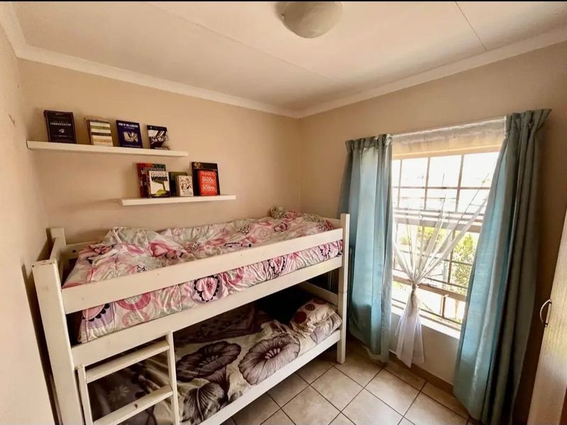 3 bedroom 2 bathroom single garage - Photo 7