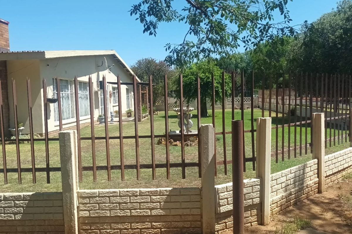 BOLD AND BEAUTIFUL - Photo 5