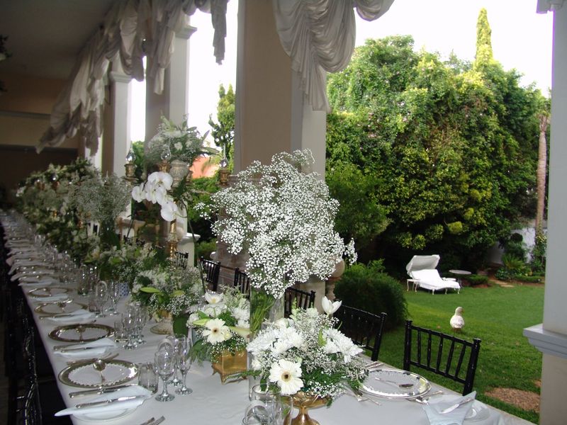 8 En-suite Bedroomed House For Sale. Colonial Style. Zoning: Guesthouse/Residential  - Photo 3