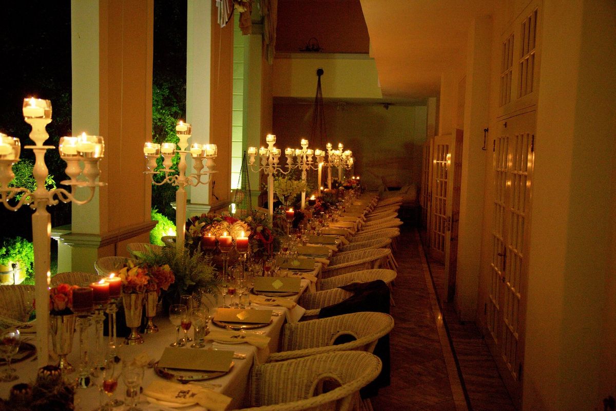 8 En-suite Bedroomed House For Sale. Colonial Style. Zoning: Guesthouse/Residential  - Photo 2