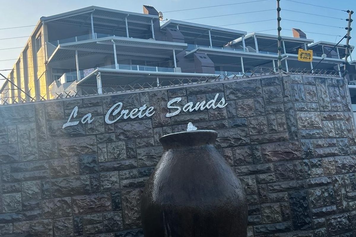 Prime Location !! Unbeatable Value !! - Photo 3