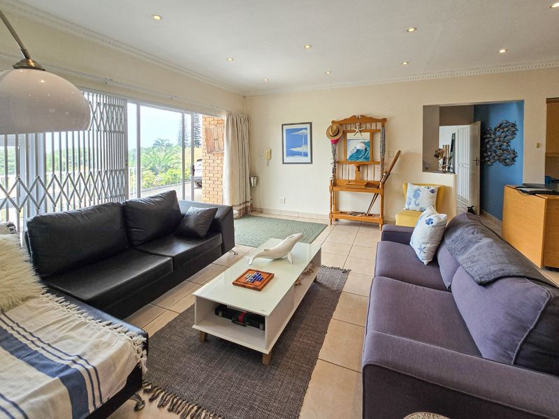 Fully Furnished !! Low-Maintenance Face Brick Home With Sea Views !! - Photo 9