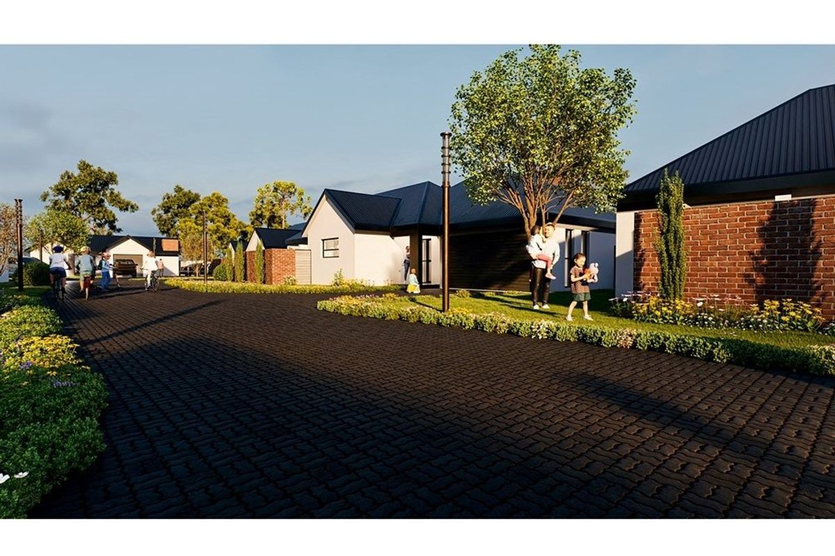 Secure Estate Living in Plettenberg Bay — Where Life Finally Feels Settled - Photo 2