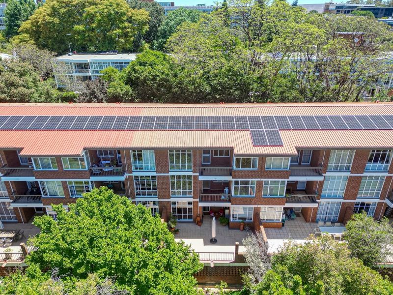 Lock up And Go In Heart of Hyde Park With Solar - Photo 3