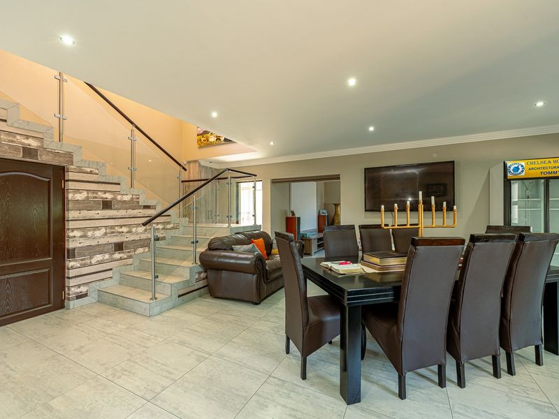 Immaculate family home situated in the upmarket Silver Valley Estate  - Photo 7