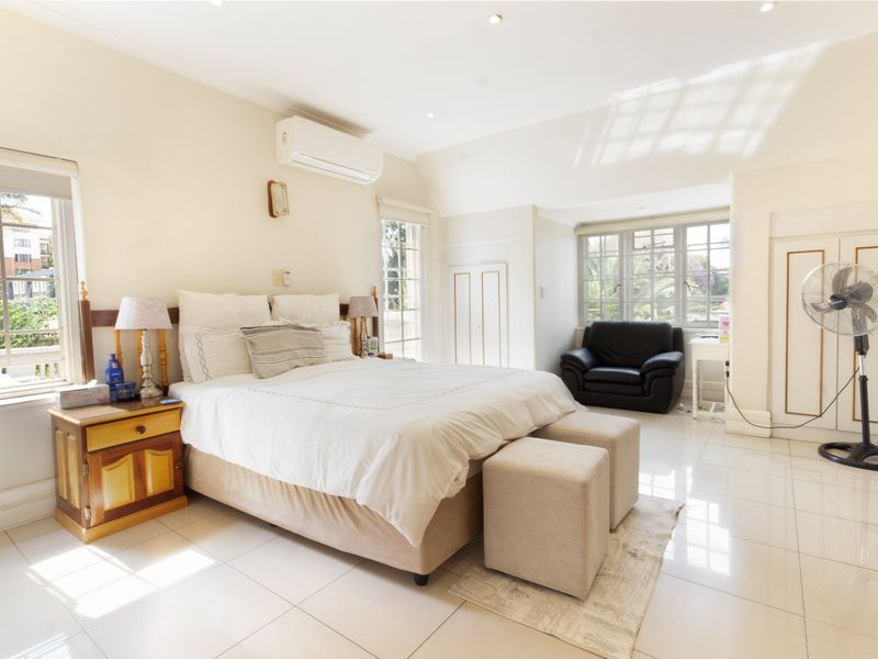 INVESTORS' DREAM IN SANDTON -BRING THE EXTENDED FAMILY TO YOUR NEW HOME - Photo 8