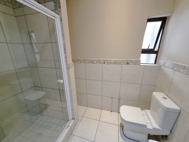 Paradise Living in Illovo Beach, Kingsburgh - Photo 9