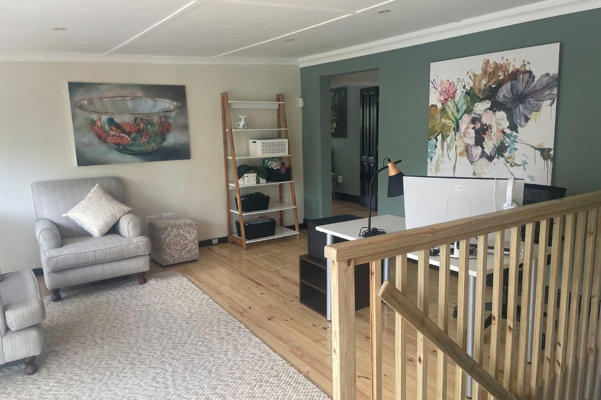 Luxury Coastal Home in Wilderness – Beachside Bliss. - Photo 5