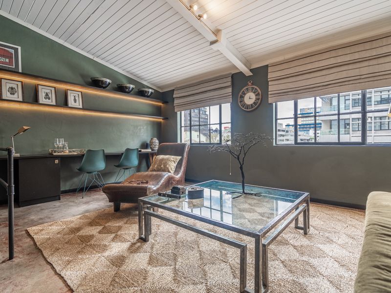 Unique 2 bedroom city apartment  - Photo 7