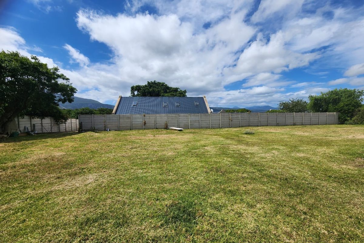 A Rare Gem - vacant land for sale in the Heart of Hoekwil. - Photo 4