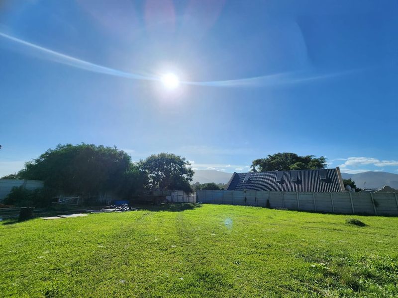 A Rare Gem - vacant land for sale in the Heart of Hoekwil. - Photo 2