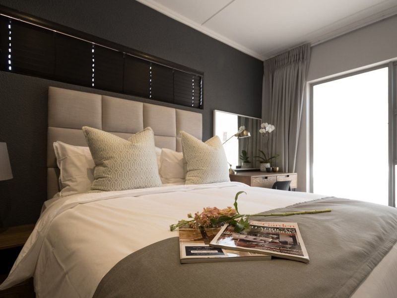 Furnished 2 Bed 2 Bath Apartment For Sale at INSIGNIA - Photo 6