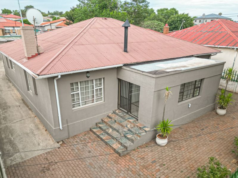 3 Bedroom House In Roodepoort North - Photo 4