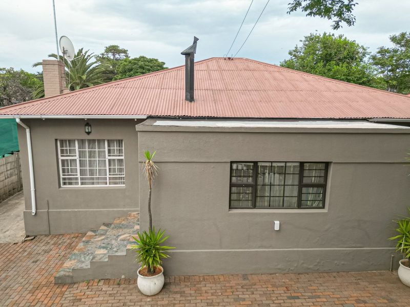 3 Bedroom House In Roodepoort North - Photo 5