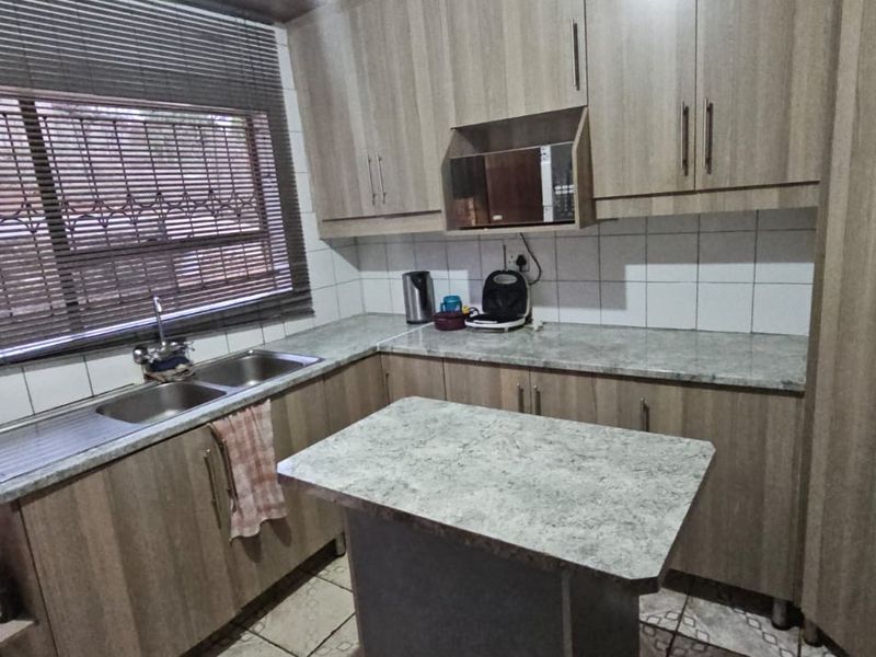 3 Bedroom house for Sale in Elim Waterval - Photo 2