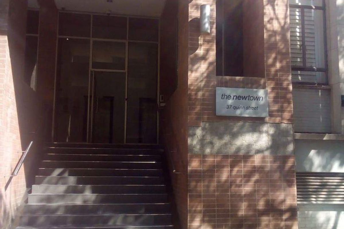 For Sale and Rent to Buy, and price reduced. - Photo 4