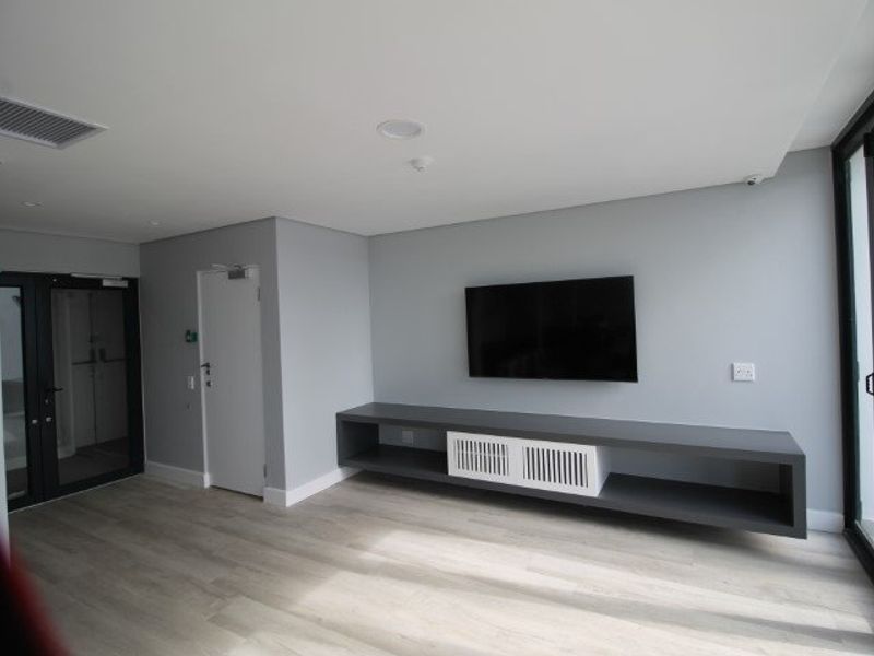 INNER CITY INVESTMENT WITH NO TRANSFER DUTY - Photo 5