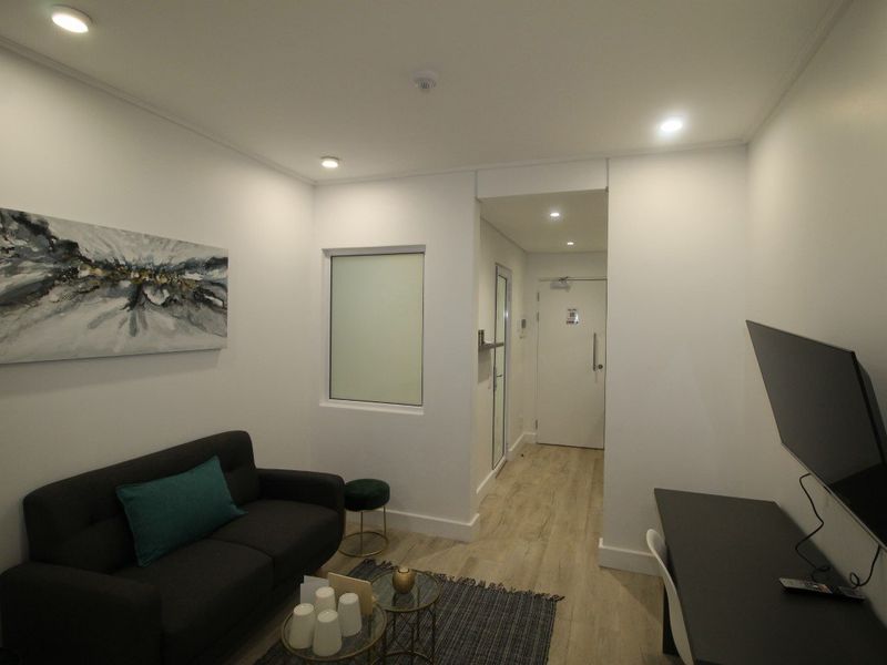 INNER CITY INVESTMENT WITH NO TRANSFER DUTY - Photo 9