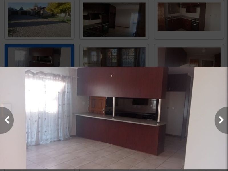 Beautiful 3 Bedroom family home for sale in Mandela View, Bloemfontein at an excellent price !!! - Photo 4