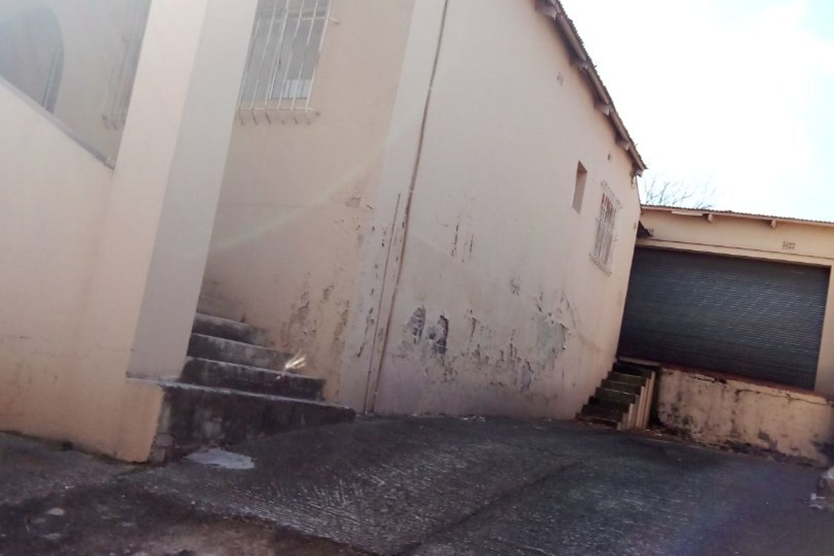 Commercial Property For Sale - Photo 4