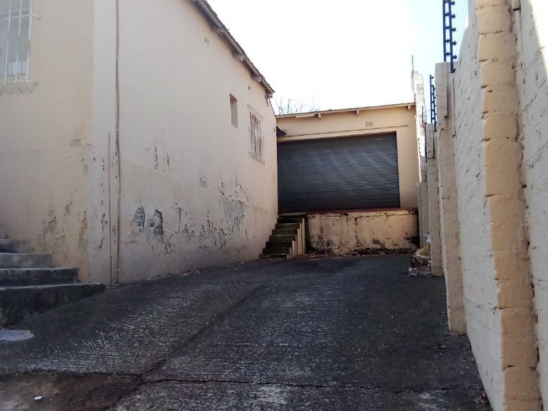 Commercial Property For Sale - Photo 5