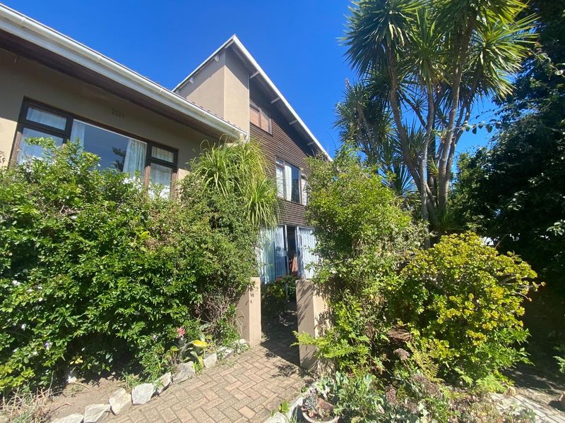 Accommodation Facility bordering Harkerville Forest - Photo 4