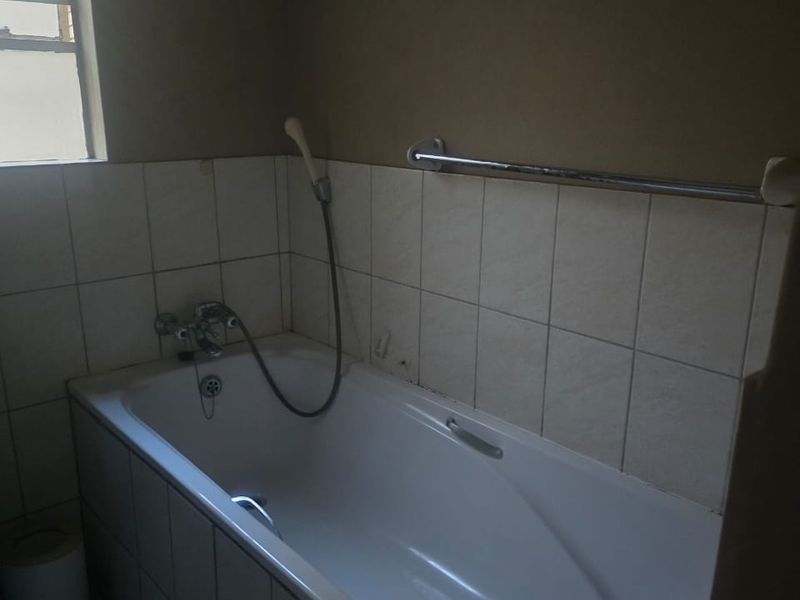 2 Bedroom ground floor apartment  - Photo 8