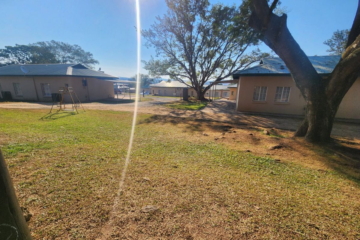 2 Bedrooms. 1 Bathroom and 2 Carports - Photo 4