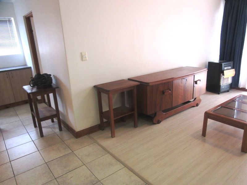 Groenkloof Reebok offers the best of two worlds. Drastically reduced price! - Photo 7