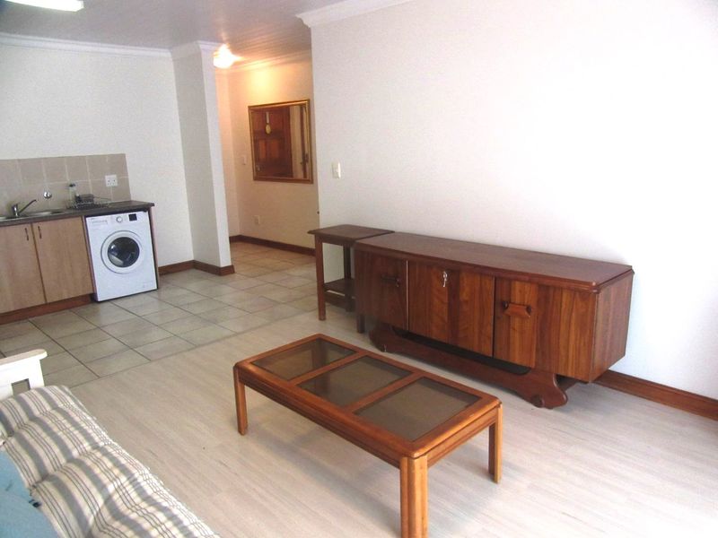 Groenkloof Reebok offers the best of two worlds. Drastically reduced price! - Photo 6