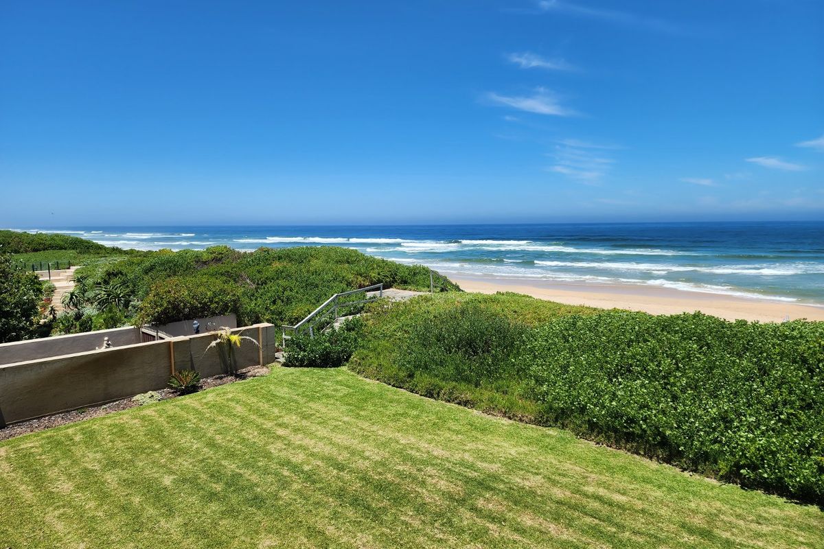 An expansive multiliving home right on the beachfront - Photo 3