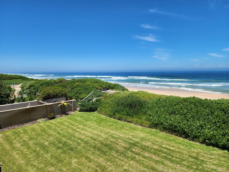 An expansive multiliving home right on the beachfront - Photo 3