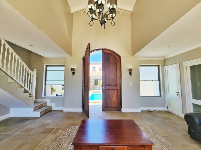 An expansive multiliving home right on the beachfront - Photo 9