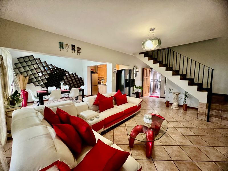 Charming 3-Bedroom Home in La Montagne – Perfect Lock-Up-And-Go - Photo 10