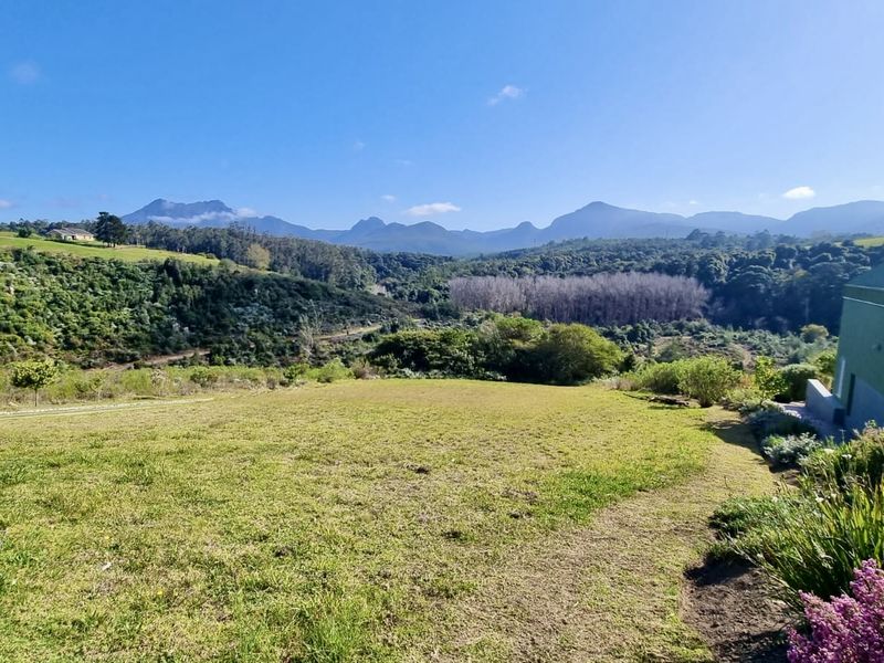 YOUR DREAM HOME AWAITS YOU IN WELGELEGEN ESTATE, GEORGE - Photo 2