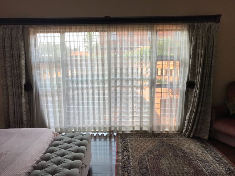 Luxury, Elegance and Prestige Your Dream Home           - Photo 9