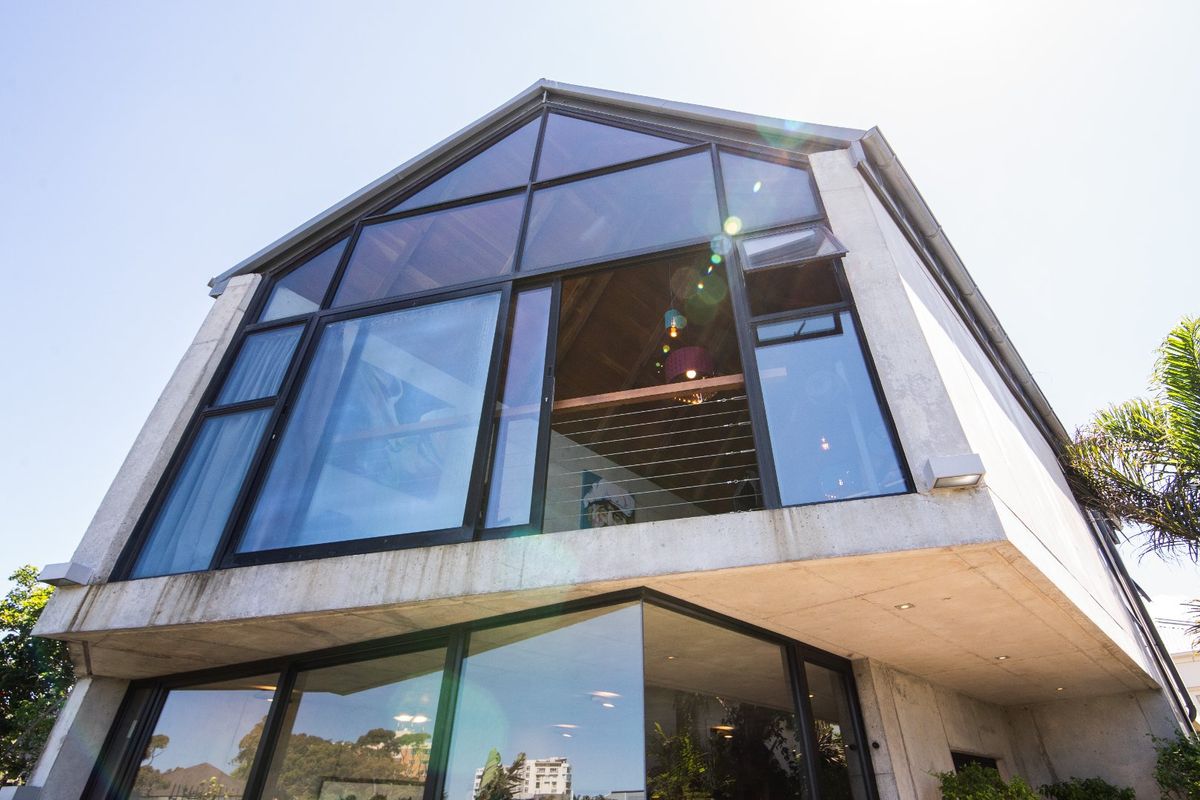 NOTHING COMPARES TO THiS LIFESTYLE...THE CUTTING EDGE IN DESIGN - Photo 3